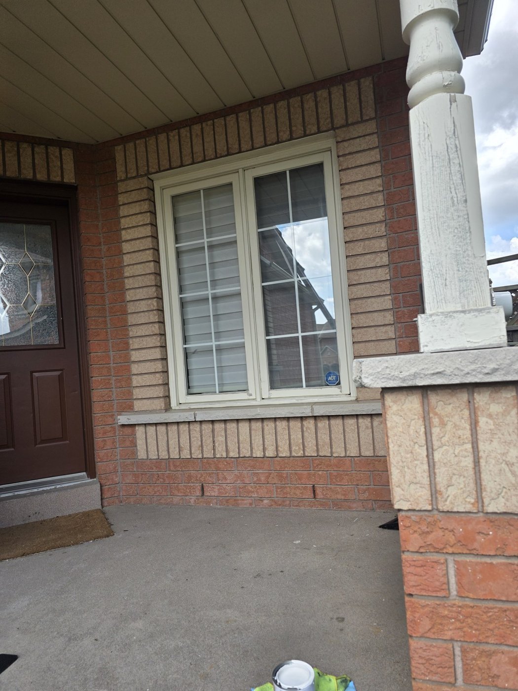 Before &mdash; white trim