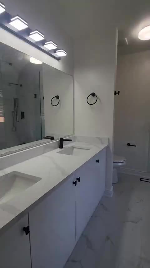 Marble double vanity bathroom walkthrough